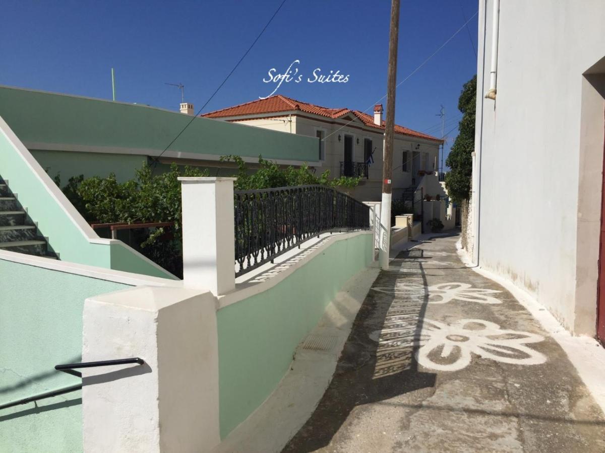 Sofi'S Suites Andros Екстериор снимка