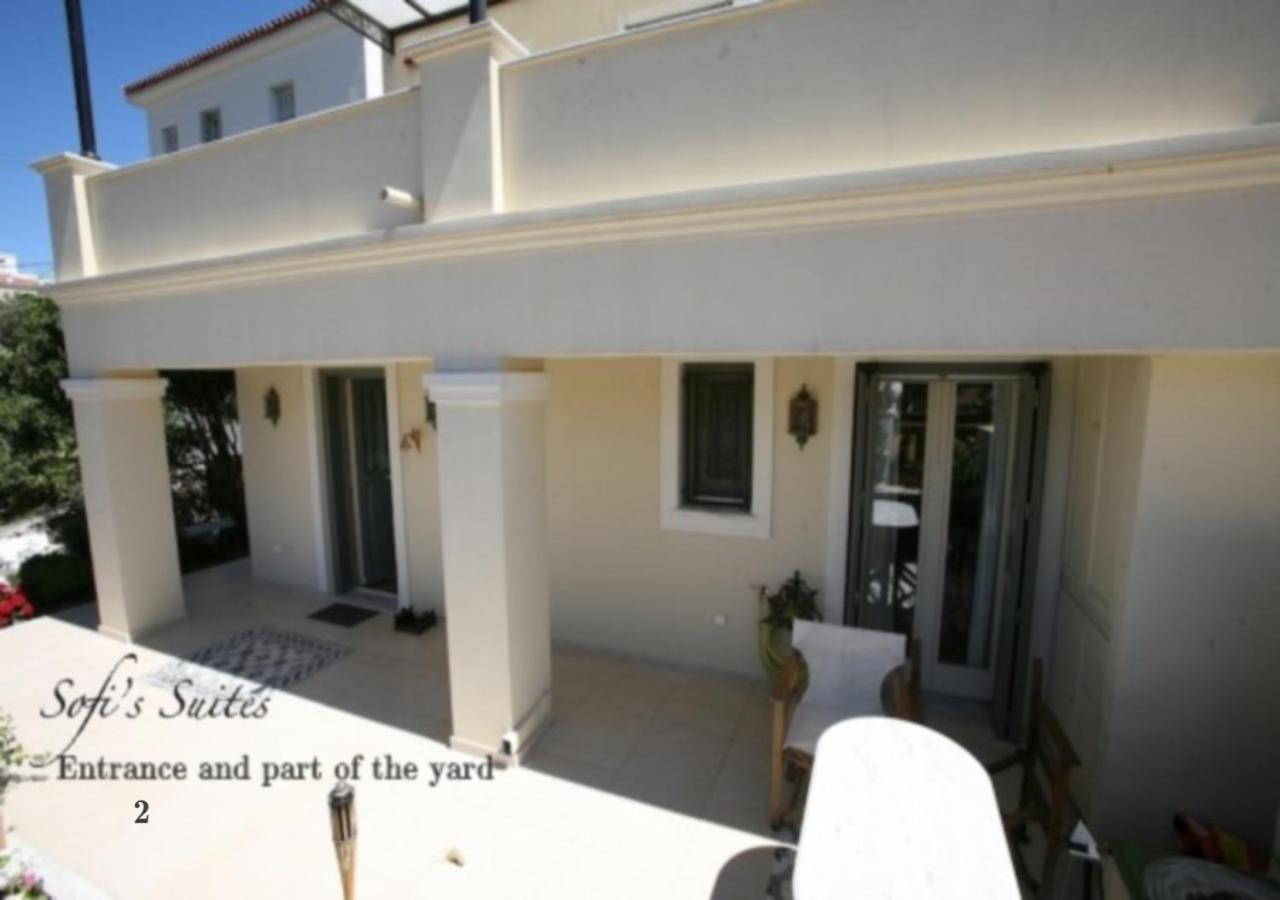 Sofi'S Suites Andros Екстериор снимка