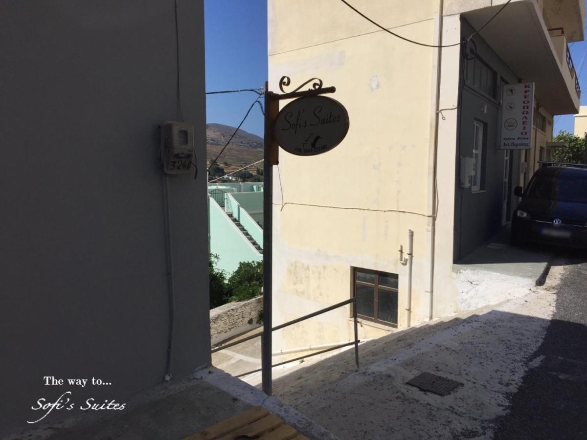 Sofi'S Suites Andros Екстериор снимка